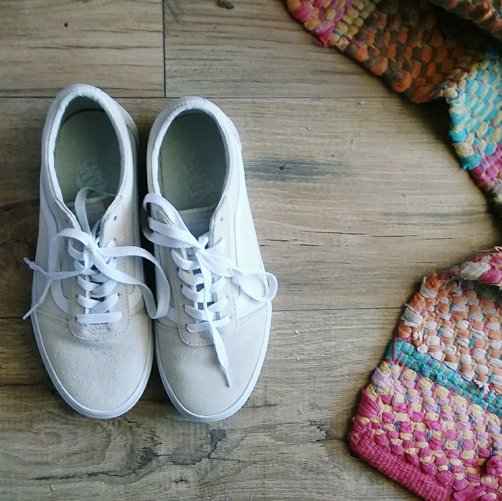 Cream classic old school vans